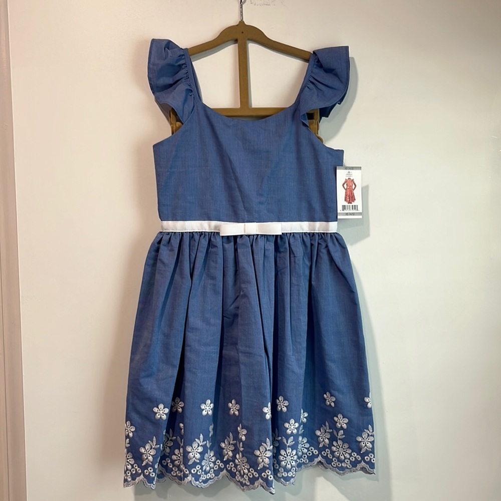NWT Girls Embroidered Dress XS (4/5)